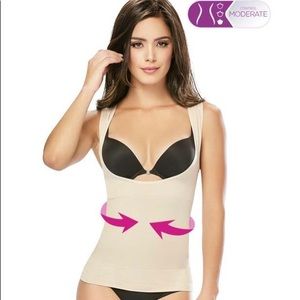 NWT Braless Camo Shapewear M